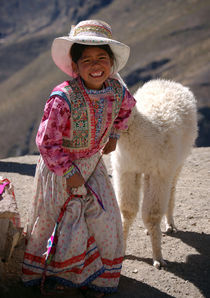 Little girl and baby alpaca by RicardMN Photography