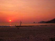 Sonnenuntergang am Strand by Eva-Maria Steger