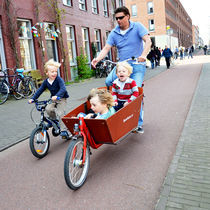 Amsterdam- The cycle city by Gautam Tingre