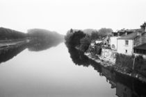 The Loire: CHINON View of the River Vienne von Danita Delimont