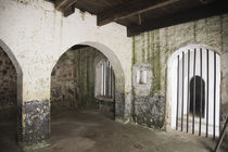 Interior of slave holding cell at Cape Coast Castle von Danita Delimont