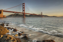 A scenic view of the Golden Gate Bridge von Danita Delimont