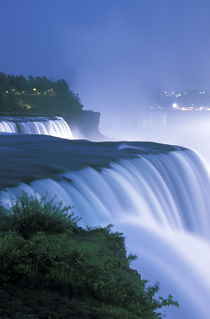 American Falls in evening light von Danita Delimont