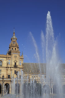 Andalucia Fountain and ornate Plaza de Espana (built 1929) in Parque de Maria Luisa von Danita Delimont