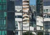 The glass city, Paris, France  von Katia Boitsova