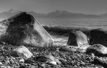 Rocks at Diamond Beach von Michele Cornelius