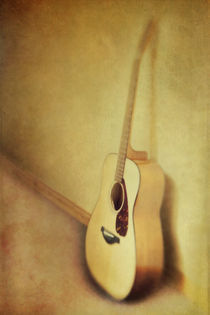 silent guitar by Priska  Wettstein
