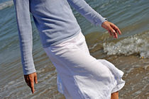 Walking in water on beach von Sami Sarkis Photography