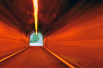 Blurred motion in a road tunnel von Sami Sarkis Photography