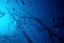 Air bubbles surrounding the mast of Le Voilier Shipwreck von Sami Sarkis Photography