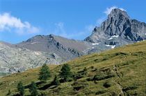 Mountain peak near Saint-Veran by Sami Sarkis Photography