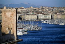 Entrance to the Old Port of Marseille von Sami Sarkis Photography