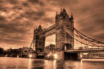 Tower bridge by deanmessengerphotography