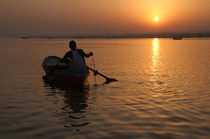 Sunrise on the Ganges von serenityphotography