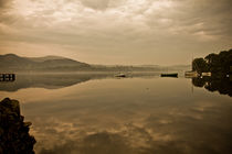 Misty Morning Reflections On Ullswater von Derek Beattie