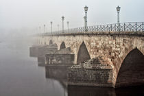 OLD CITY BRIDGE von Tiago Pinheiro