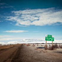 milepost at the Dempster Highway von Priska  Wettstein