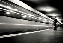 U-Bahn by Ulf Buschmann