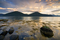 Norway - amazing colors reflected in the fjords von Horia Bogdan