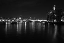 London  Skyline von David J French