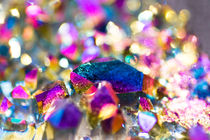 Colored gypsum crystals - farbige Kristalle von Tobias Pfau