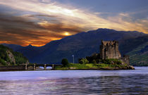 Eilean Donan Castle Scotland UK von Linda More