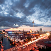 Berlin Evening von bromberger