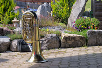 Tuba by Jürgen Klust