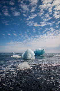 alle Farben blau-Island by Anne-Barbara Bernhard