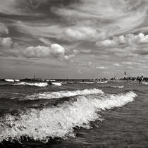 OSTSEEWELLEN - Warnemünde - Deutschland by captainsilva