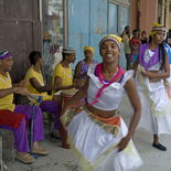 Rm-busking-dancing-havana-musicians-sidewalk-cub0272